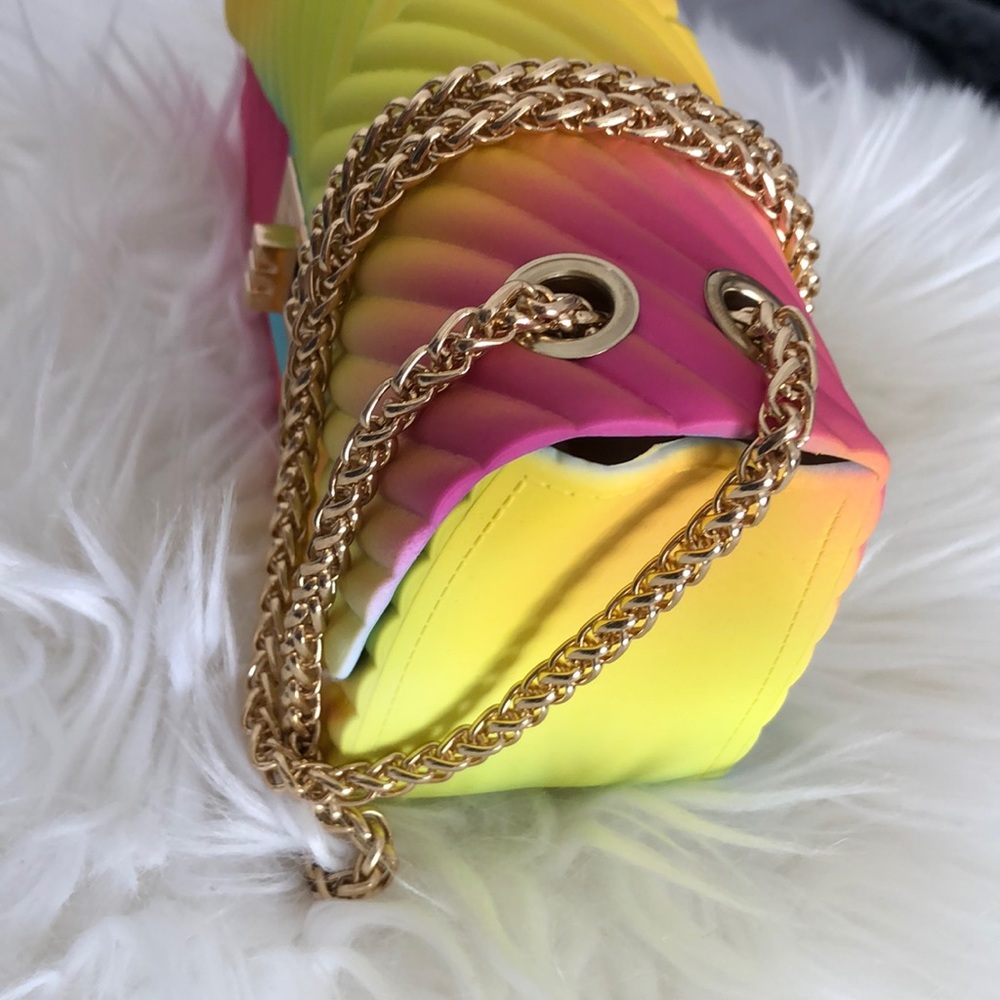 Purse - Picture 2 of 3